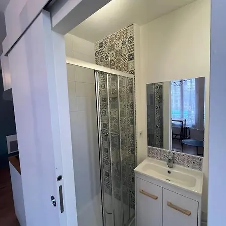 Appartement De Charme Dans Le Historique Du Grand *