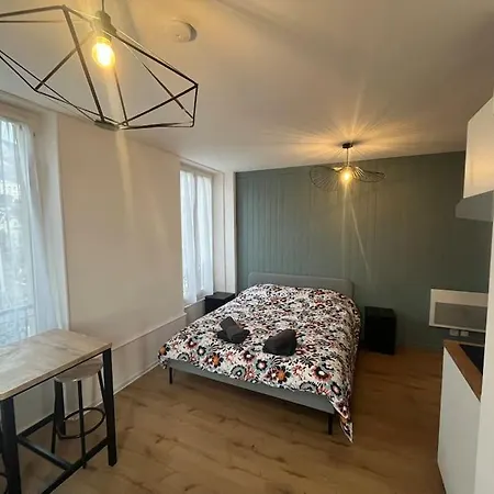 De Charme Dans Le Historique Du Grand Appartement